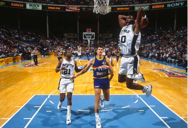 david-robinson-dunk.jpg